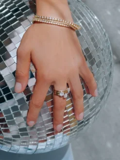 Bicolor entourage ring met ovale diamant + Luxe Cadeau
