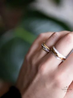 Bicolor gouden ring met briljant 0,22crt.+ Luxe Cadeau