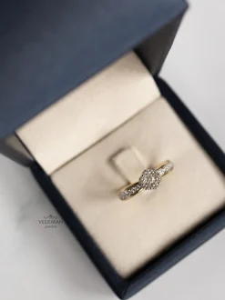 Bicolor ring met diamant rozet 0,60crt + Luxe cadeau