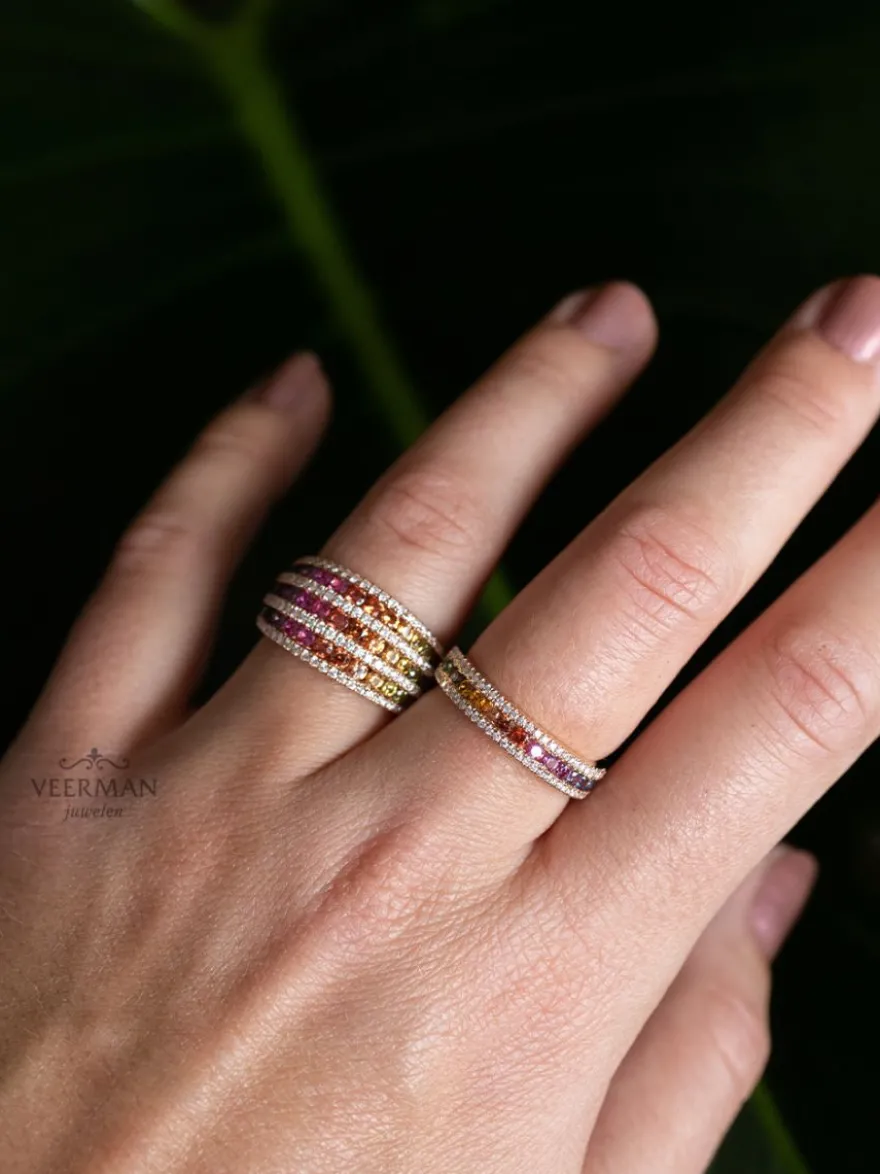 Brede roségouden ring rainbow saffier en briljant 0,52crt.