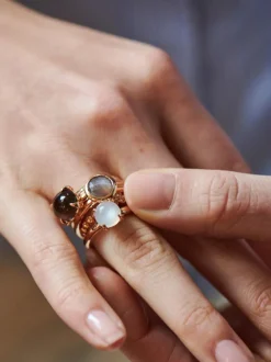 BRON Catch ring met witte maansteen + Luxe cadeau