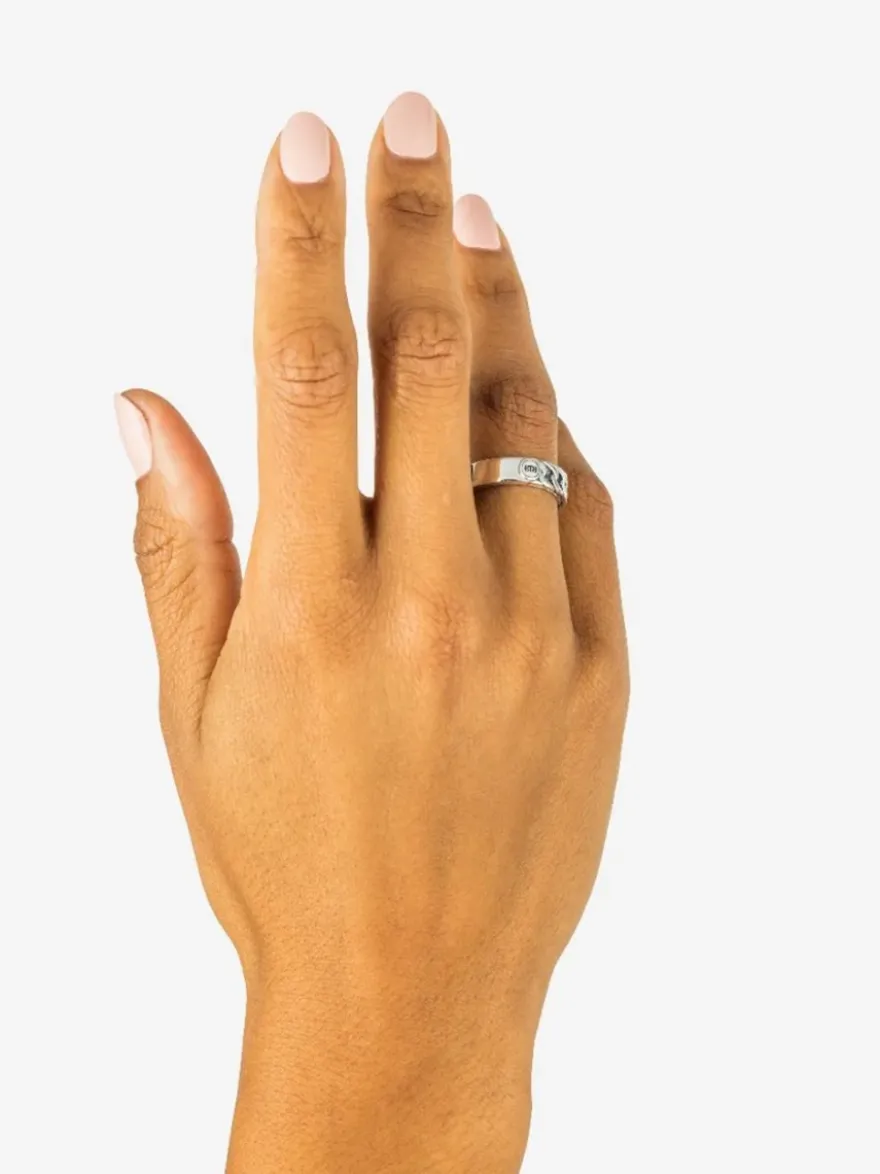 Buddha to Buddha Esther small dual ring 338