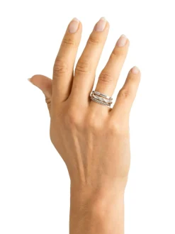 Buddha to Buddha Stacking Katja Twist ring + Luxe Cadeau