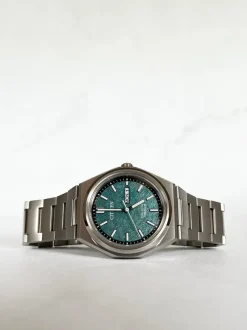 Citizen Eco-Drive Titanium AW0130-85XE + Luxe Cadeau