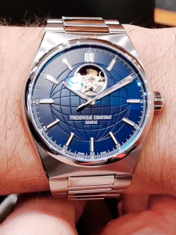 Frederique Constant Highlife Heart Beat + Luxe Cadeau