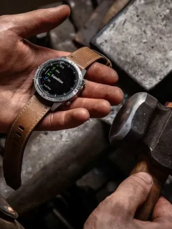 Garmin MARQ 2 Adventurer Damascus Steel Edition 010-03393-31 + Luxe Cadeau