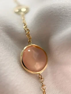 Geelgouden armband met labradoriet en rozekwarts