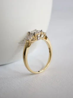 Geelgouden ring met briljant 0,45crt. + Luxe Cadeau