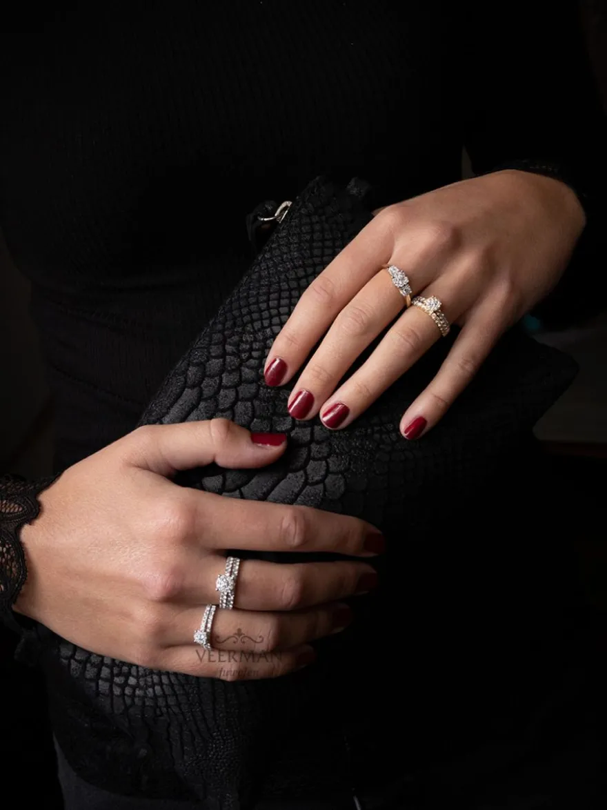 Geelgouden ringenset met diamant 0,84crt. + Luxe Cadeau