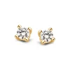 Geelgouden solitair oorstekers met diamant 0,20crt.