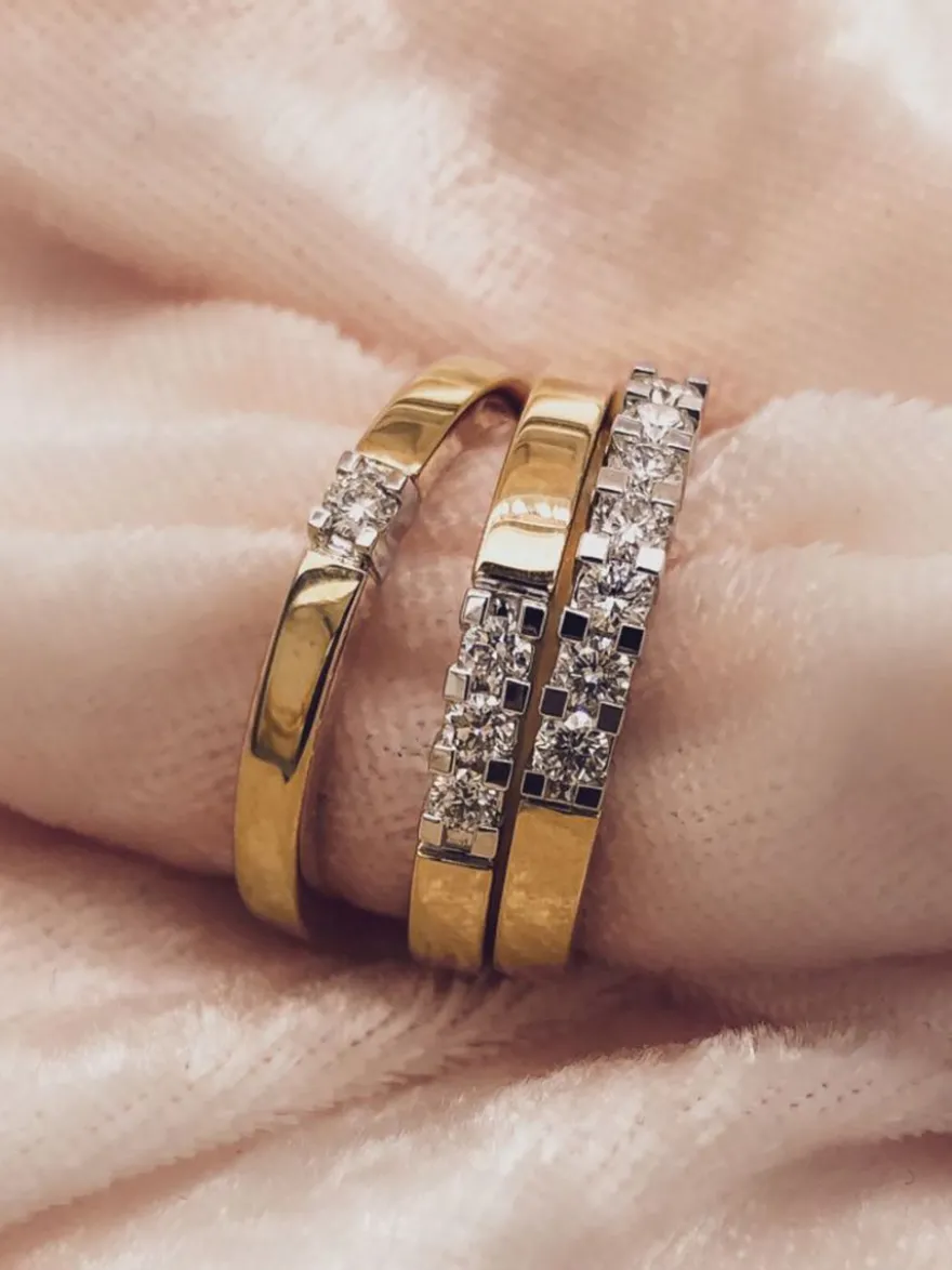 Gouden alliance ring met 3 briljanten + Luxe cadeau