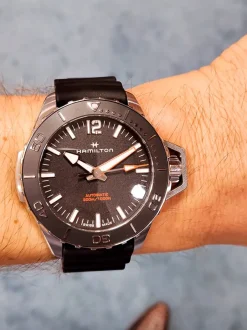 Hamilton Khaki Navy Frogmen H77825330 + Luxe Cadeau
