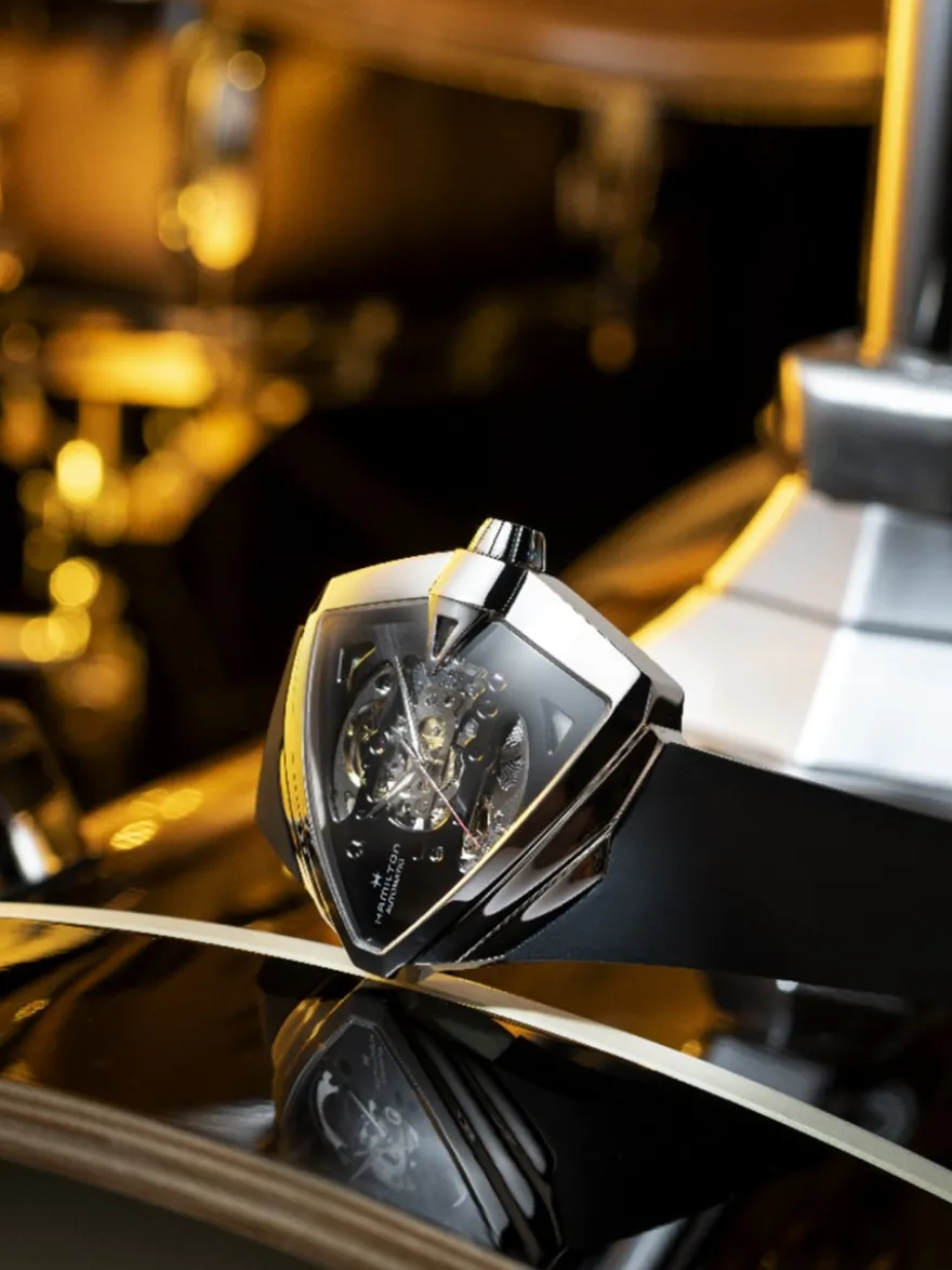 Hamilton Ventura XXL Skeleton H24625330
