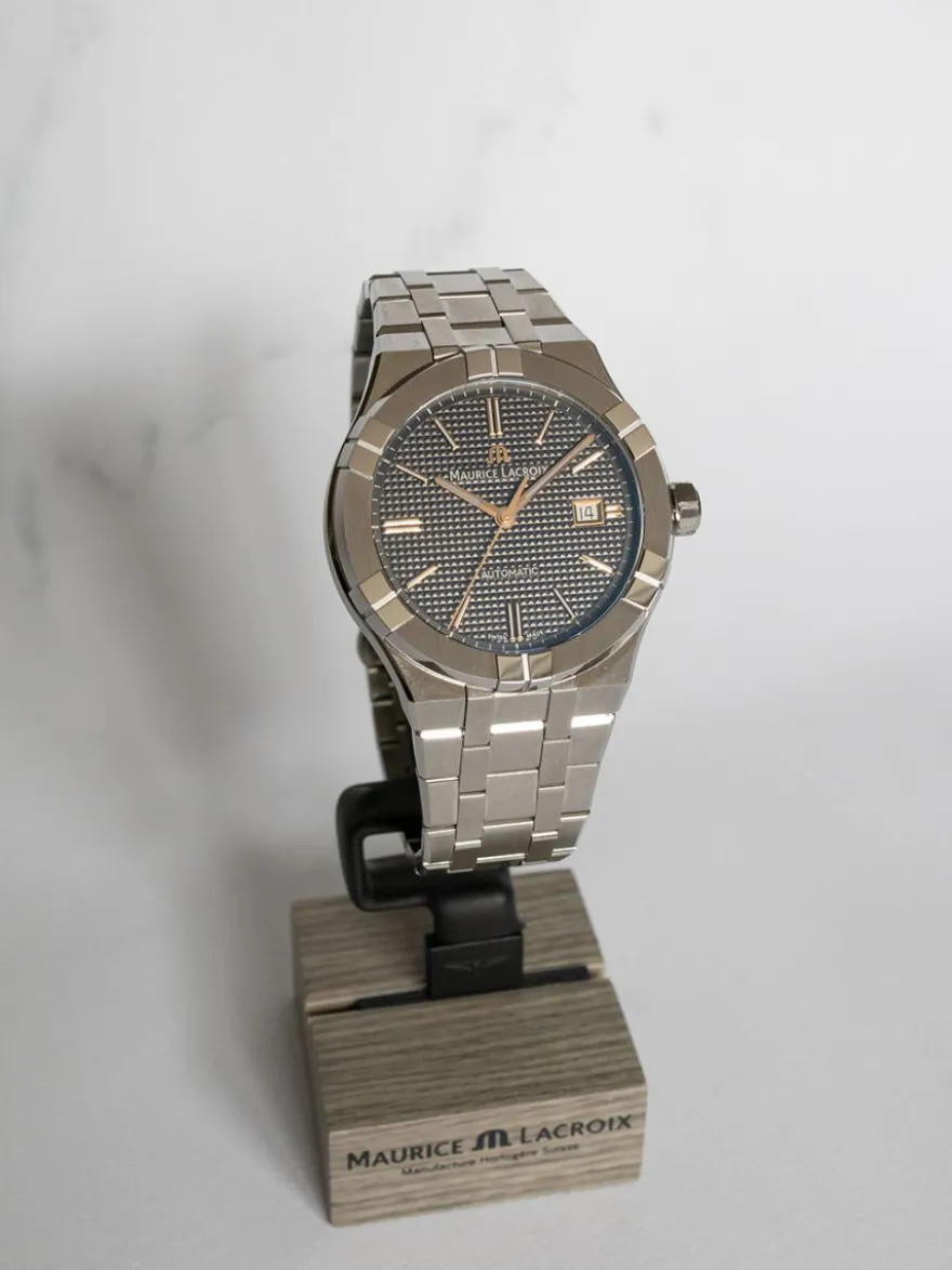 Maurice Lacroix Aikon Automatic AI6008-SS002-331-1
