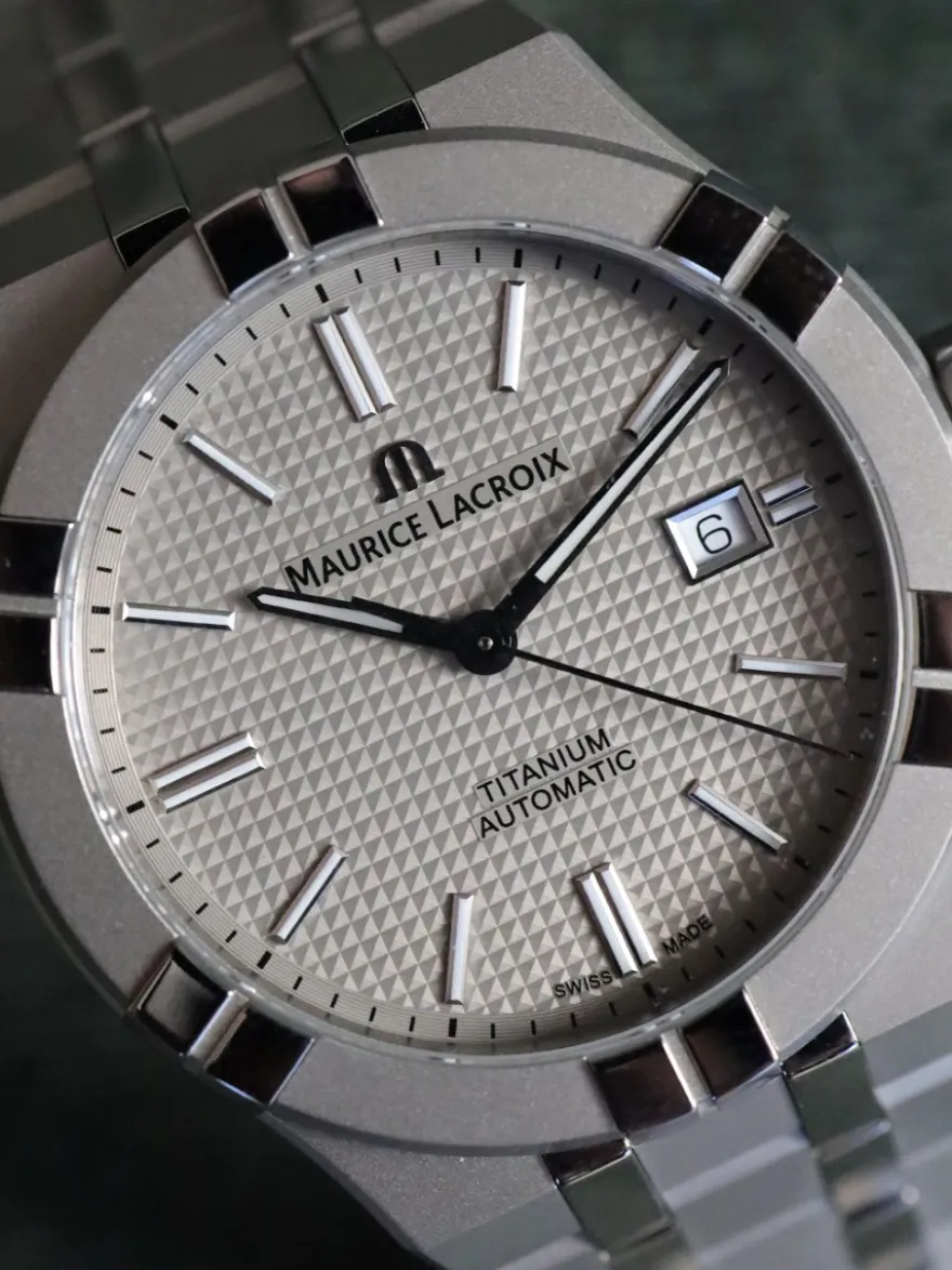 Maurice Lacroix Aikon Automatic AI6008-TT032-230-1 + Luxe Cadeau