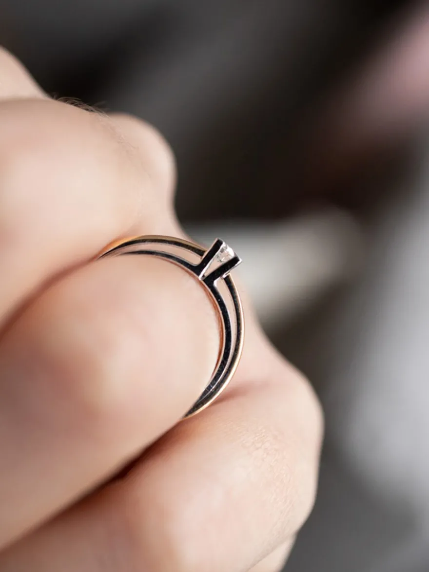 Roos 1835 roségouden solitairring diamant 0,15crt. 84R15RW18