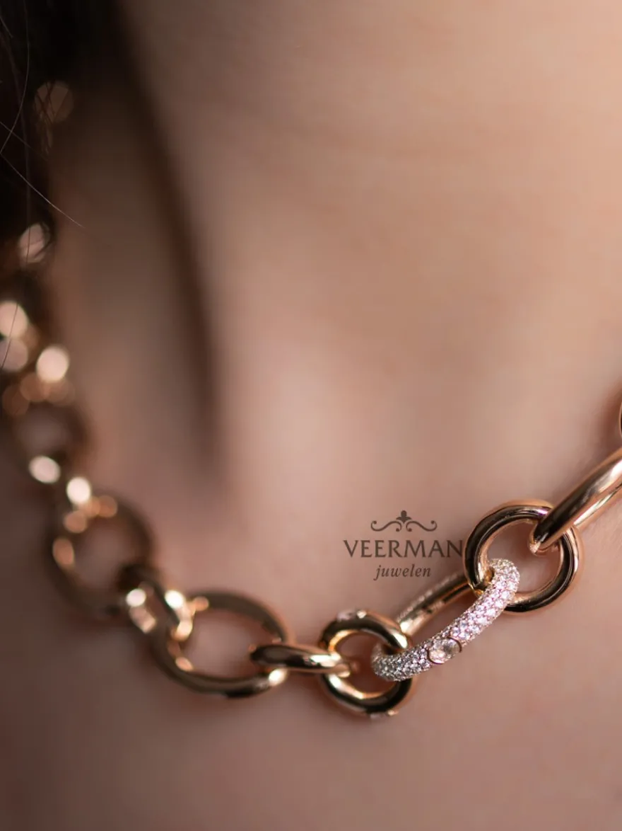 Roos Marie schakelcollier met diamant