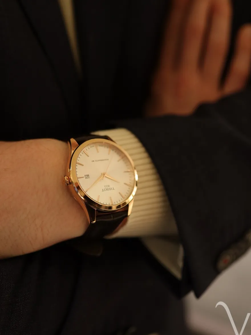 Tissot Classic Dream 40mm T158.407.36.031.00 + Luxe Cadeau