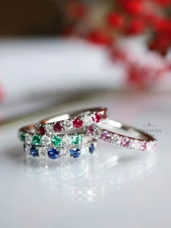 Witgouden alliance ring met saffier + Luxe Cadeau